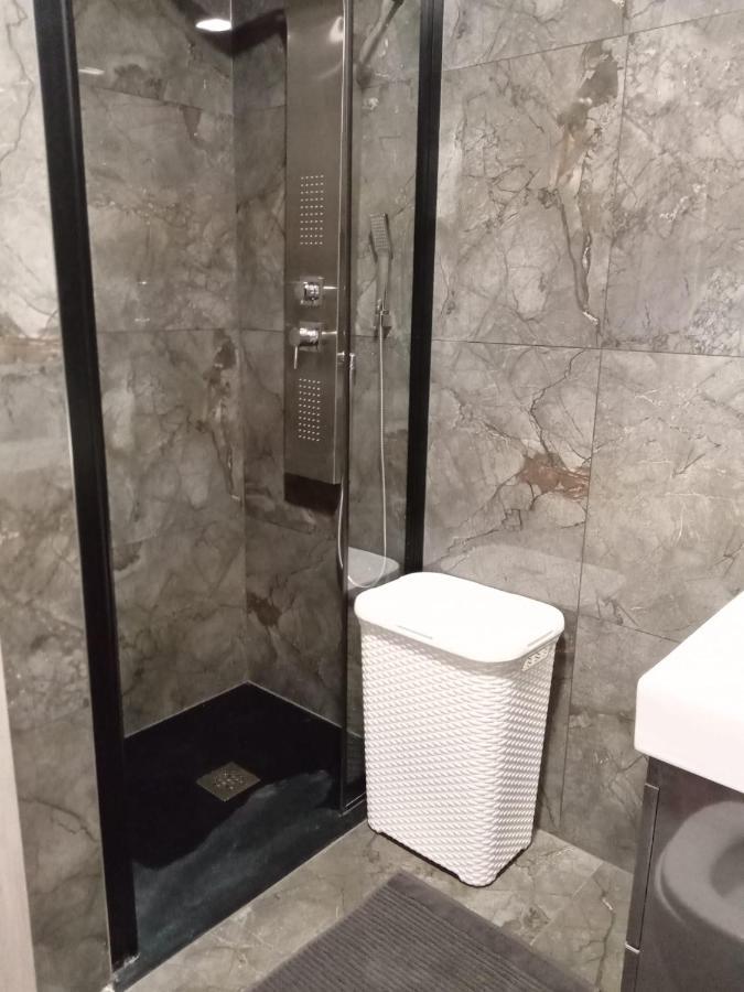 Apartment Paola With Free Private Parking Place Spalato Esterno foto