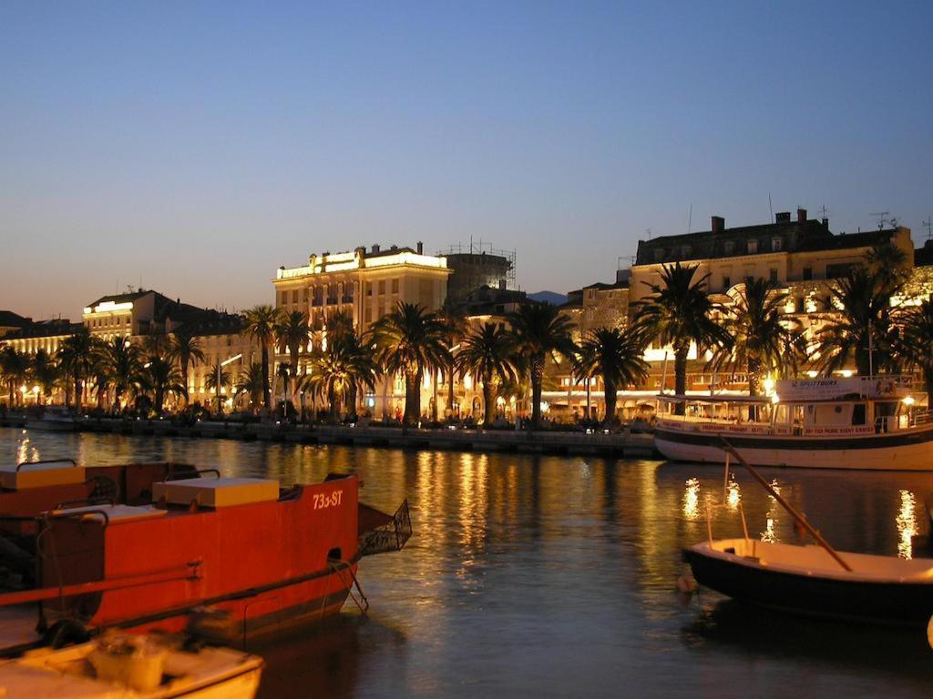 Apartment Paola With Free Private Parking Place Spalato Esterno foto