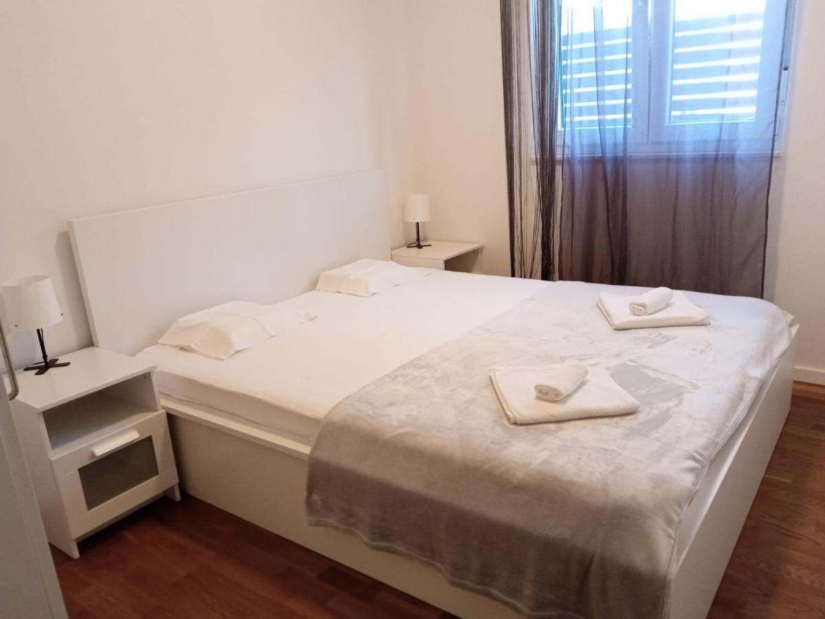 Apartment Paola With Free Private Parking Place Spalato Esterno foto